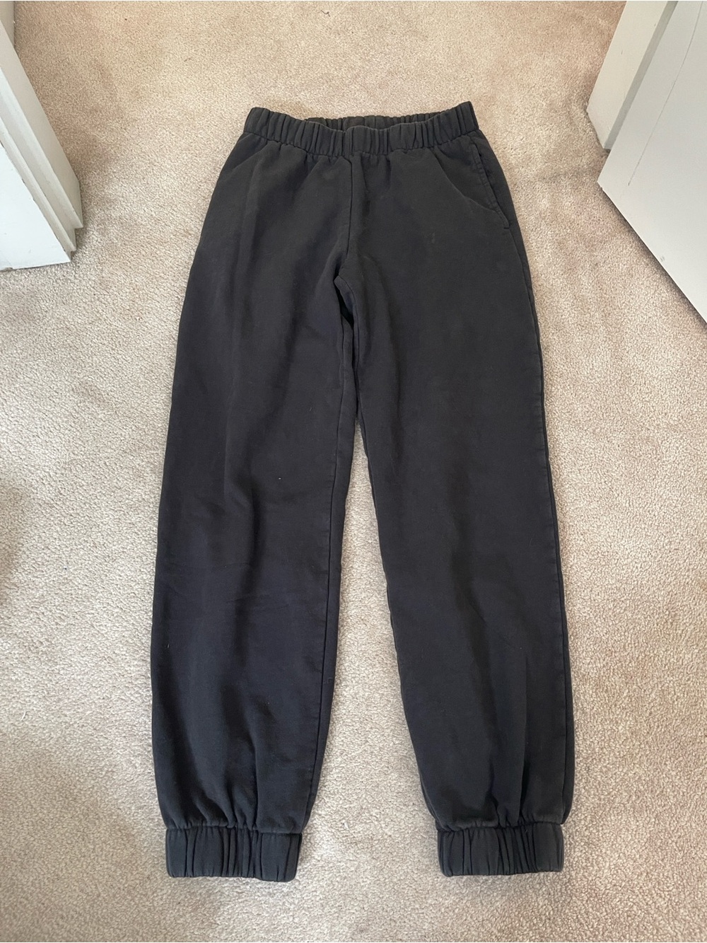 Brandy Melville Rosa Sweatpants - Picture 3 of 4